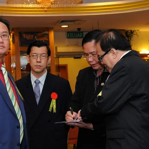 2009-stoba-annual-dinner-1 6