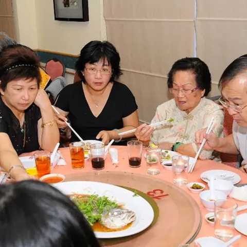 2009-stoba-annual-dinner-1 104