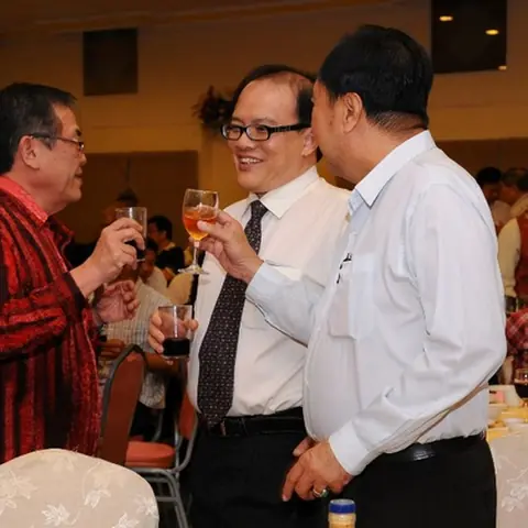 2009-stoba-annual-dinner-1 117